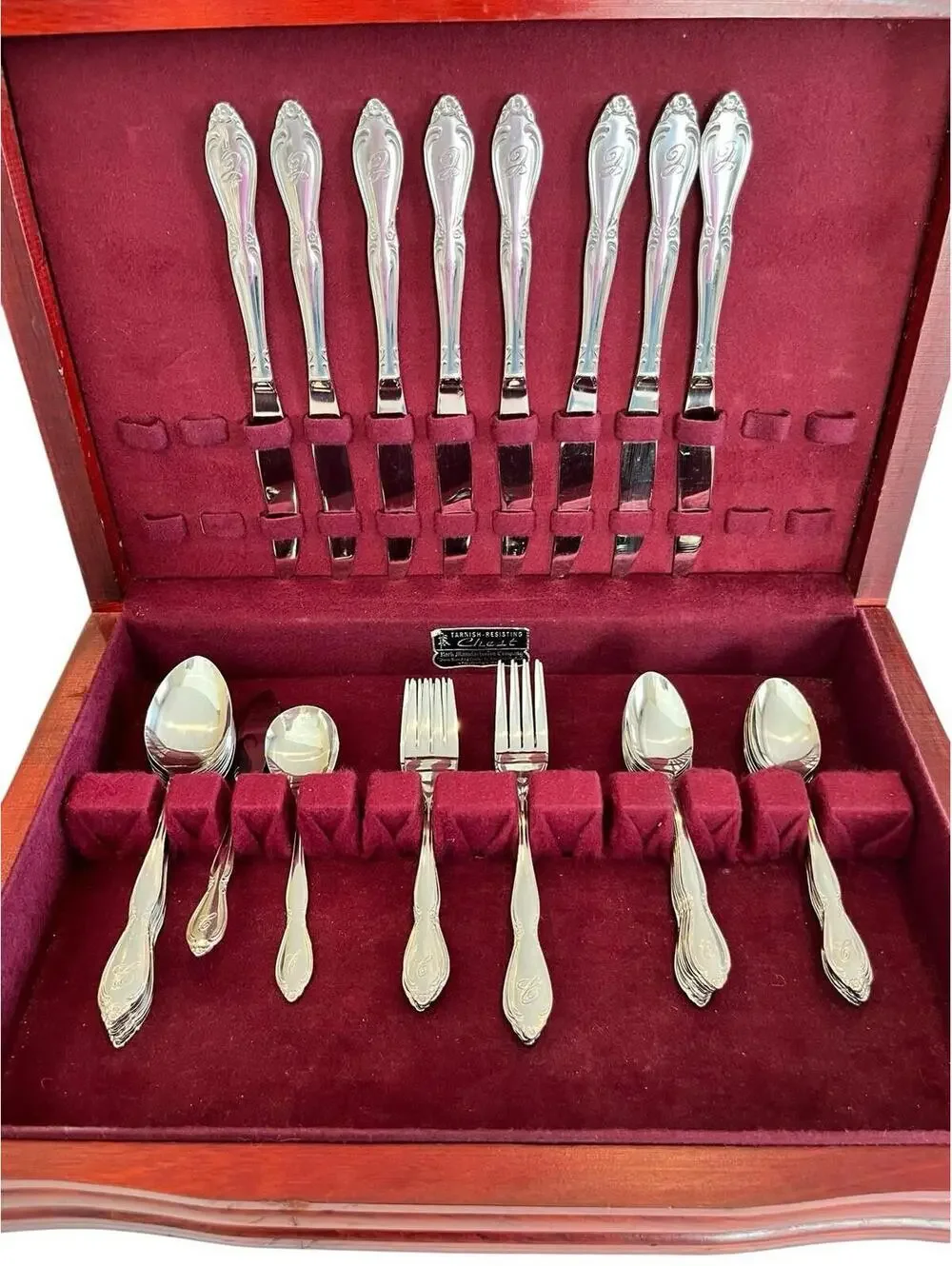 Customcraft CUS11 Stainless C Monogram Flatware Service for 6, 47 Pc plus chest